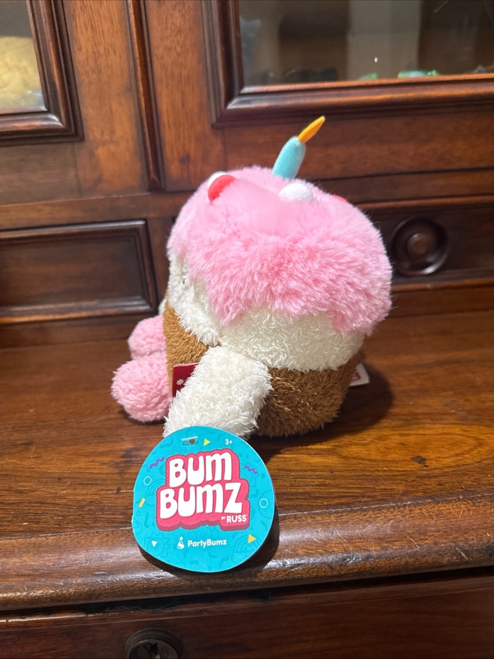 Bum Bumz “Clint” Birthday Cake 7.5” Plush Partybumz NWT - Picture 2 of 14